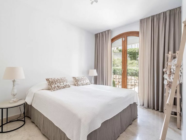Town House for Sale in Estepona Malaga 16