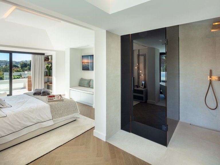 Villa for Sale in Nueva Andalucia Malaga 19