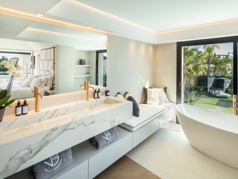 Villa for Sale in Nueva Andalucia Malaga 2