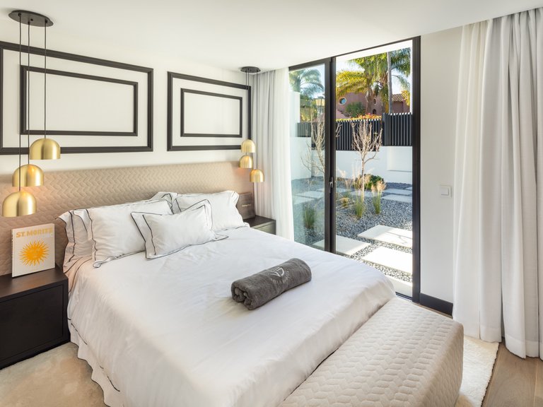 Villa for Sale in Nueva Andalucia Malaga 22