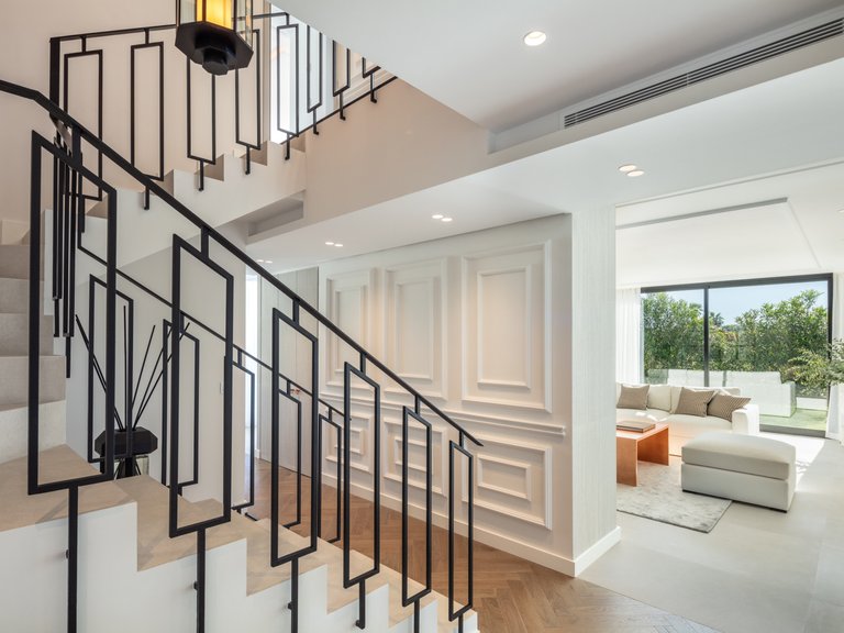 Villa for Sale in Nueva Andalucia Malaga 16