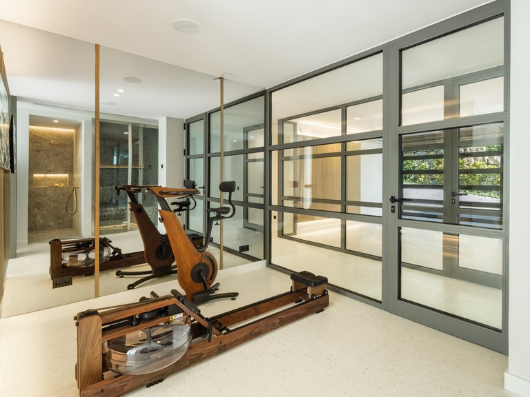 Villa for Sale in Benahavis Malaga 19