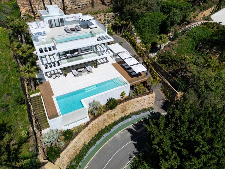 Villa for Sale in Benahavis Malaga 21