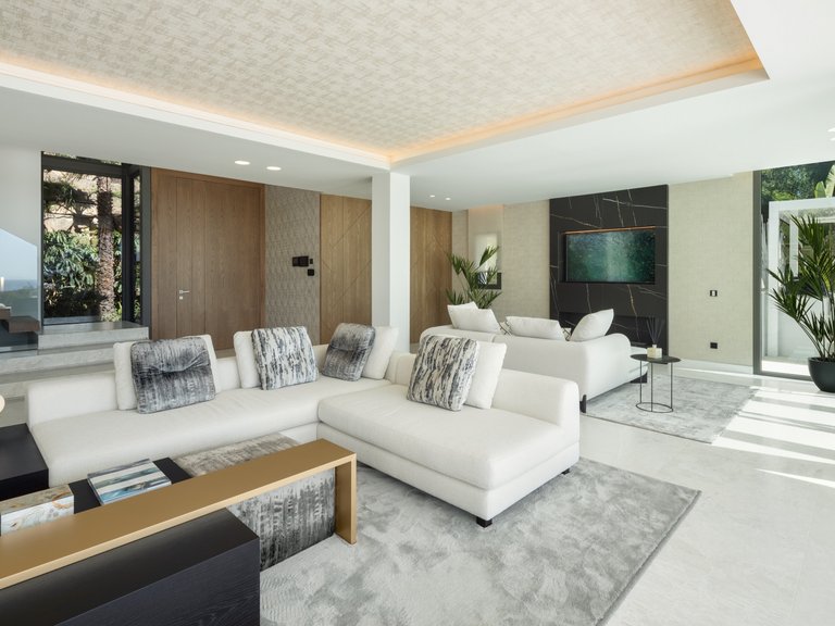 Villa for Sale in Benahavis Malaga 3