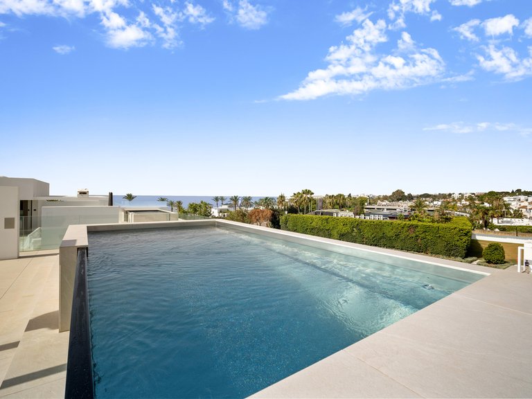 Villa for Sale in Marbella Golden Mile Malaga 25