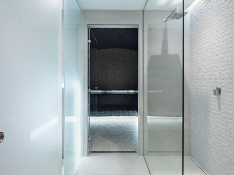 Villa for Sale in Nueva Andalucia Malaga 18