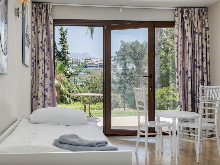 Villa for Sale in Estepona Malaga 16