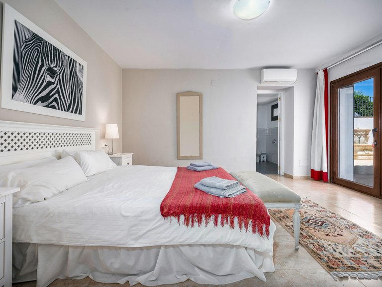 Villa for Sale in Estepona Malaga 14