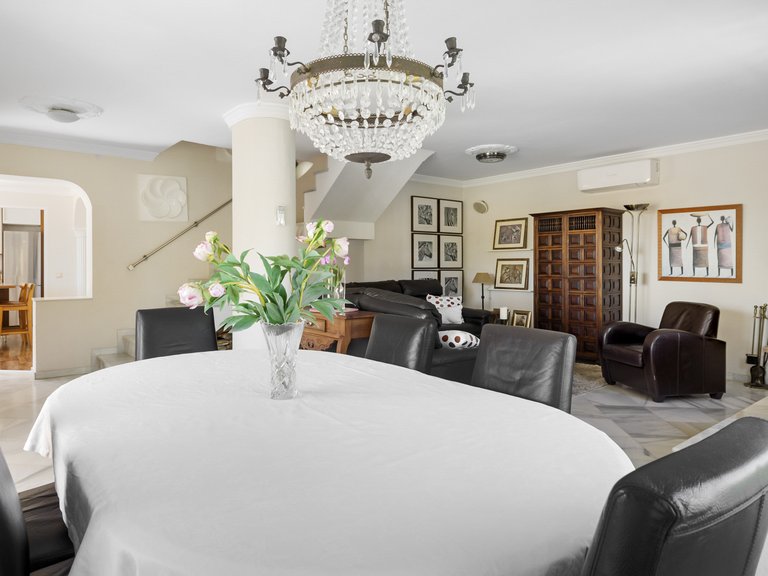 Villa for Sale in Nueva Andalucia Malaga 8