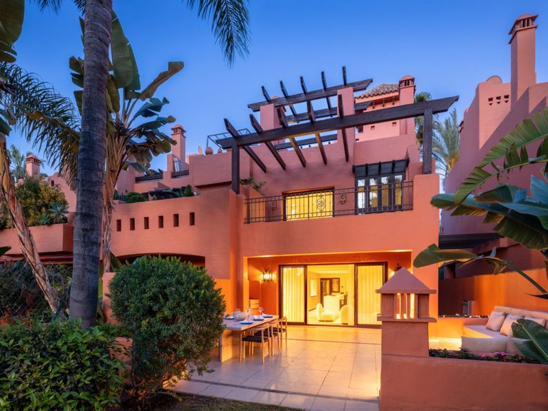 Town House for Sale in Marbella Golden Mile Malaga 17