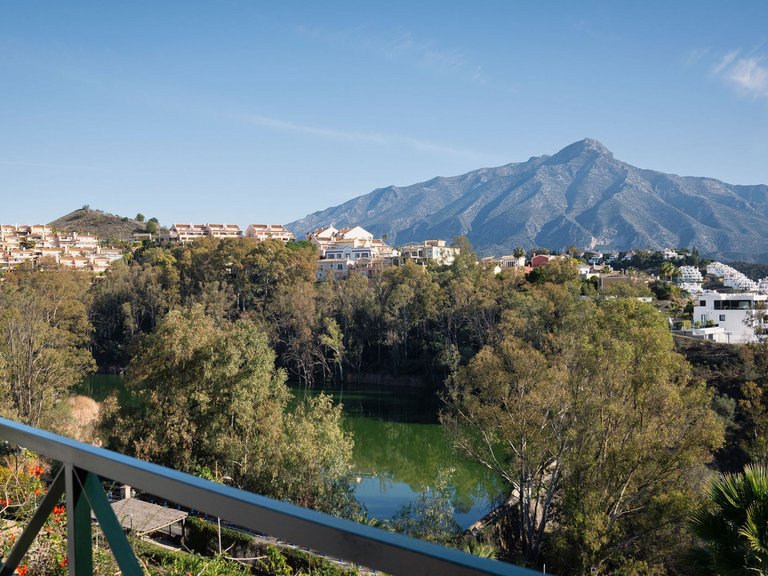 Apartment for Sale in Nueva Andalucia Malaga 17