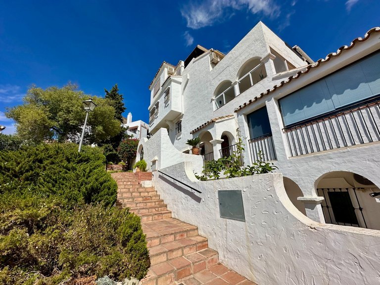 Apartment for Sale in Benahavis Malaga 18