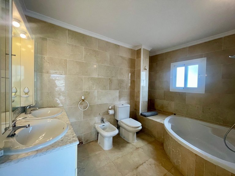 Town House for Sale in Marbella - Puerto Banus Malaga 25