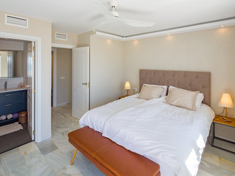 Apartment for Sale in Marbella - Puerto Banus Malaga 15