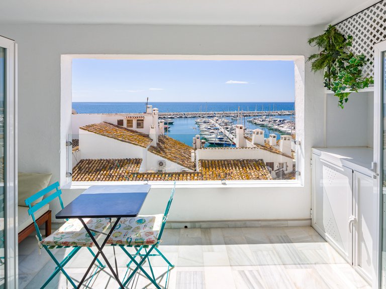 Apartment for Sale in Marbella - Puerto Banus Malaga 5