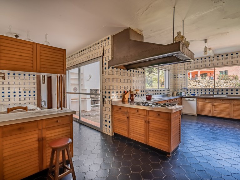 Villa for Sale in Marbella Malaga 11