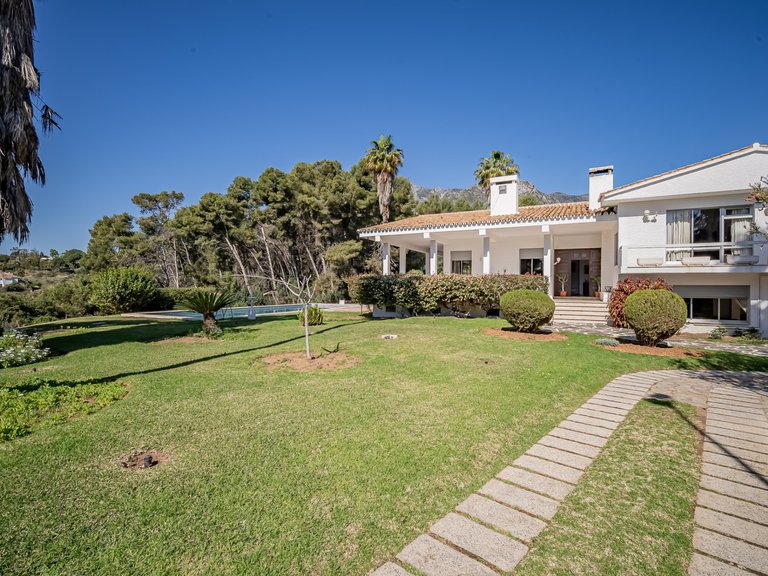 Villa for Sale in Marbella Malaga 19