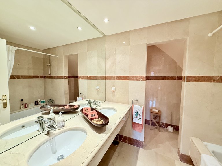 Apartment for Sale in Estepona Malaga 17