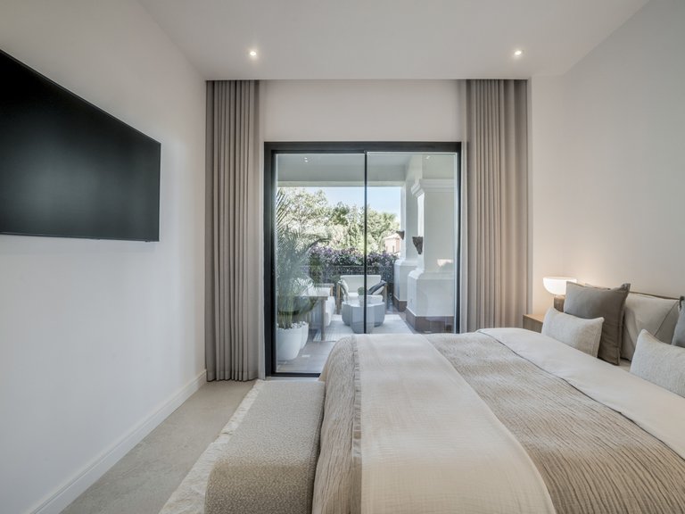 Apartment for Sale in Marbella Golden Mile Malaga 4