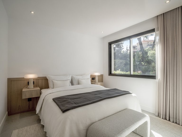 Apartment for Sale in Marbella Golden Mile Malaga 18