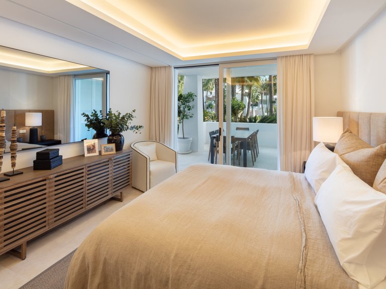 Apartment for Sale in Marbella Golden Mile Malaga 3
