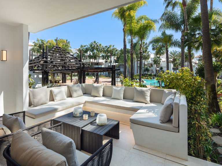 Apartment for Sale in Marbella Golden Mile Malaga 21
