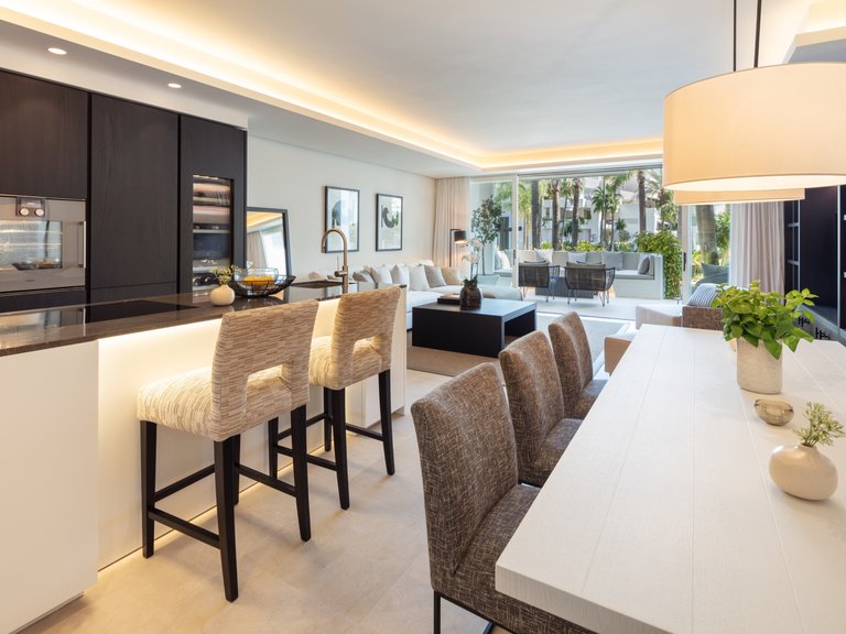 Apartment for Sale in Marbella Golden Mile Malaga 11