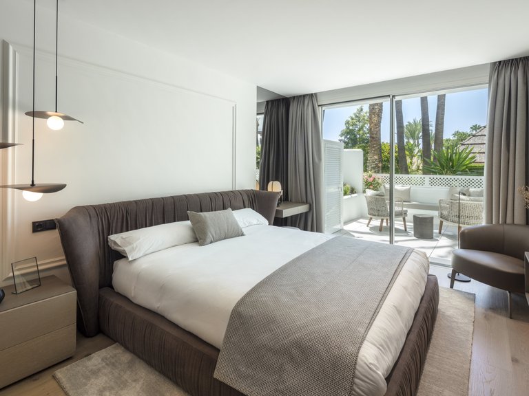 Apartment for Sale in Marbella Golden Mile Malaga 3