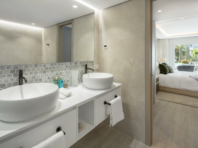 Apartment for Sale in Marbella Golden Mile Malaga 17