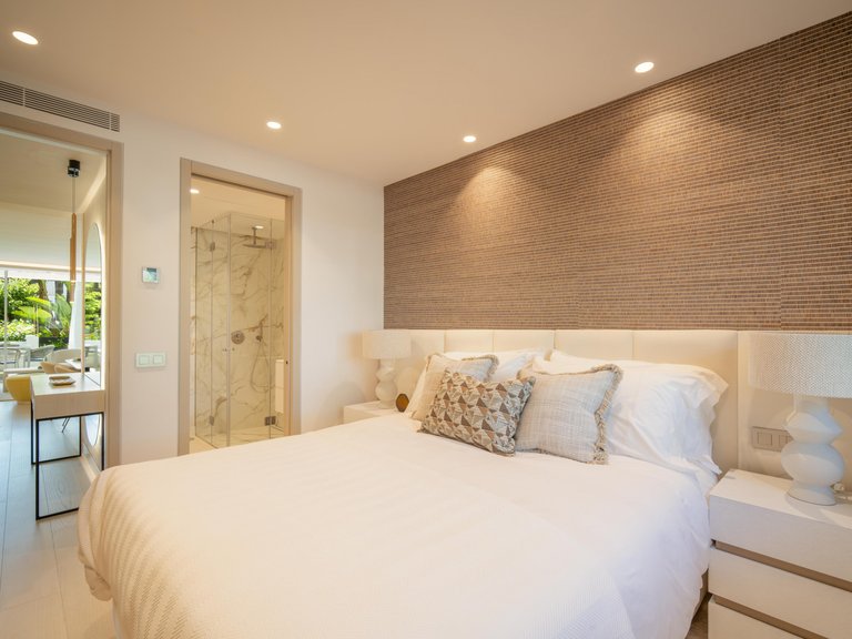 Apartment for Sale in Marbella Golden Mile Malaga 12