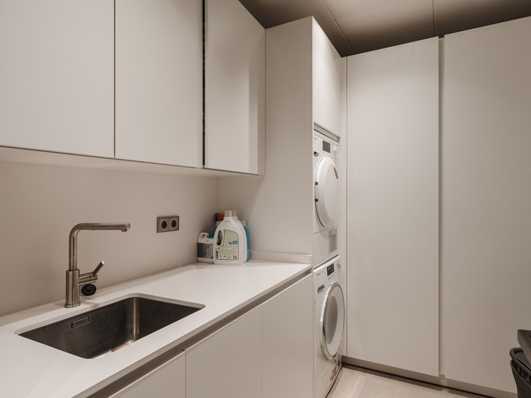 Villa for Sale in Benahavis Malaga 44