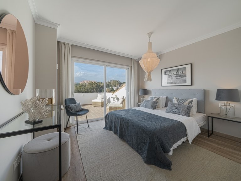 Villa for Sale in Nueva Andalucia Malaga 11