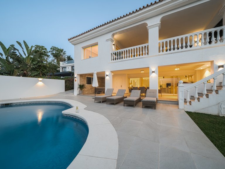 Villa for Sale in Nueva Andalucia Malaga 20