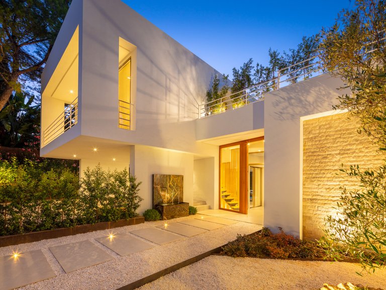 Villa for Rent in Nueva Andalucia Malaga 33