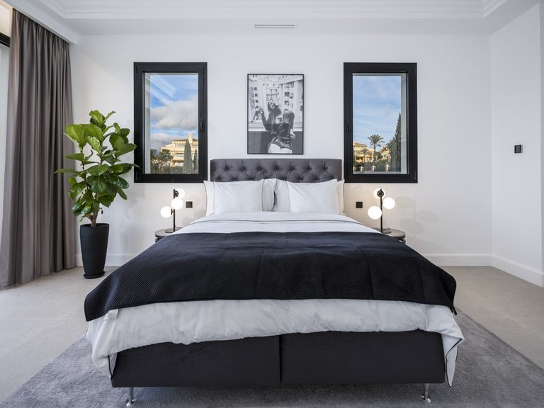 Villa for Sale in Benahavis Malaga 38