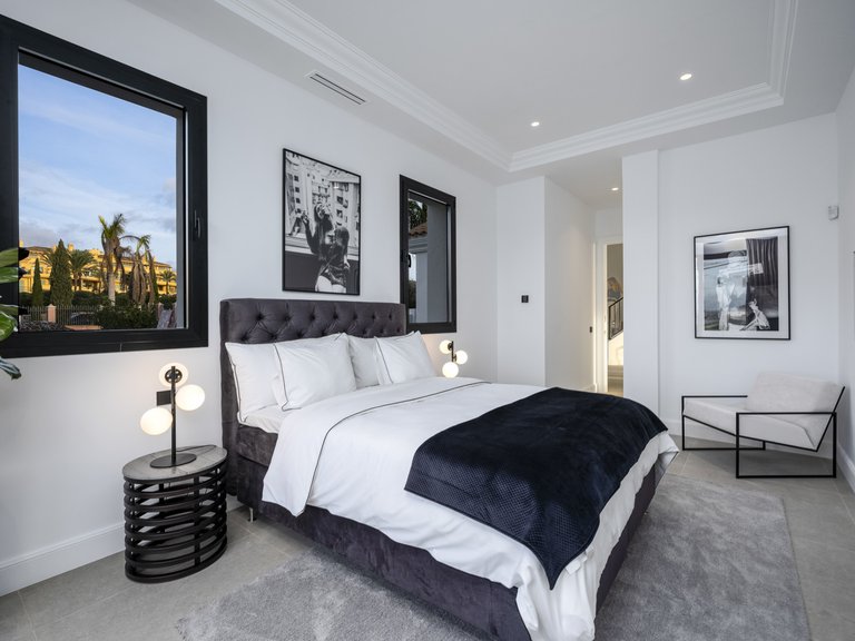 Villa for Sale in Benahavis Malaga 39