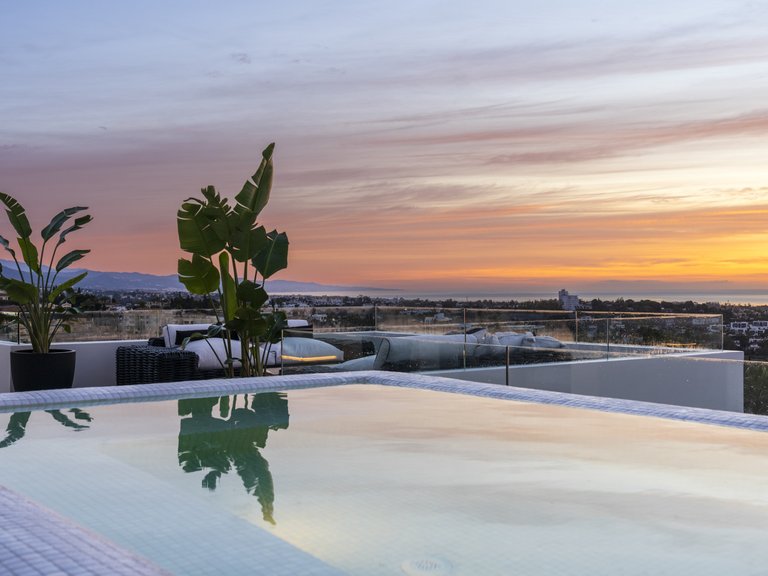 Villa for Sale in Benahavis Malaga 18