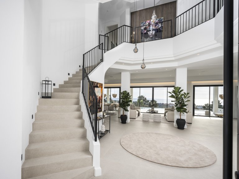 Villa for Sale in Benahavis Malaga 23