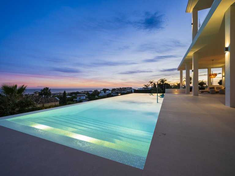 Villa for Sale in Benahavis Malaga 8