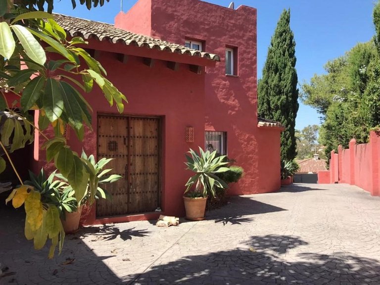 Villa for Rent in Estepona Malaga 3