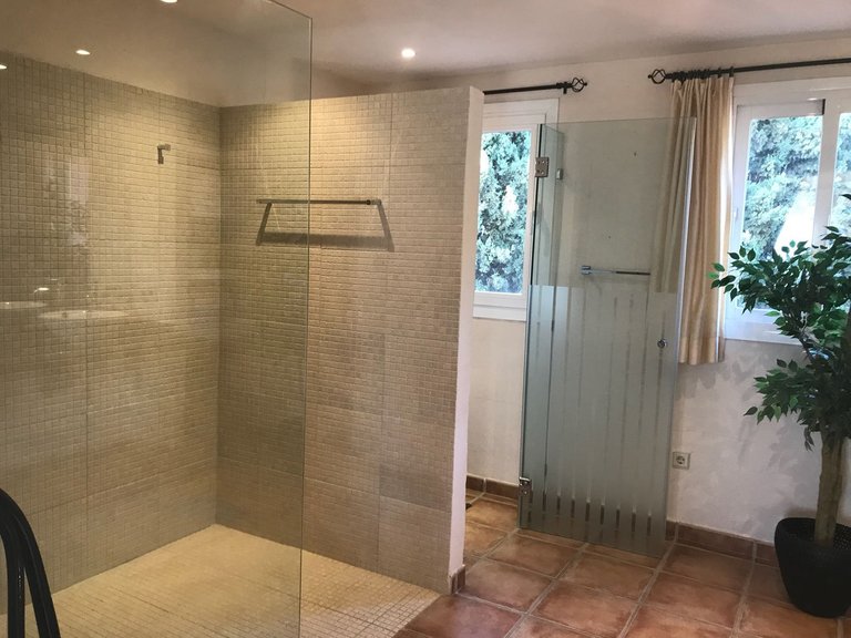 Villa for Rent in Estepona Malaga 15