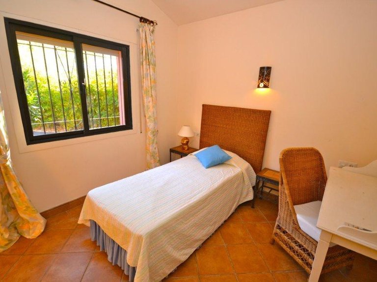 Villa for Rent in Estepona Malaga 14