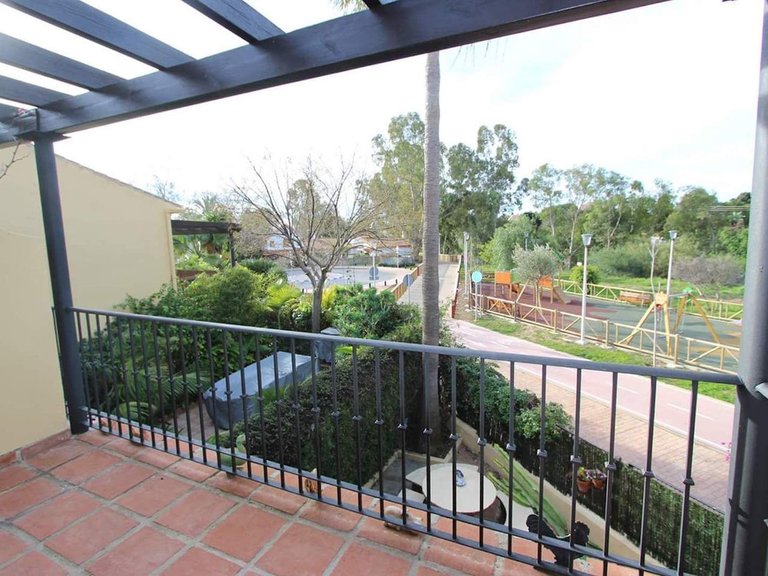 Town House for Sale in Nueva Andalucia Malaga 9