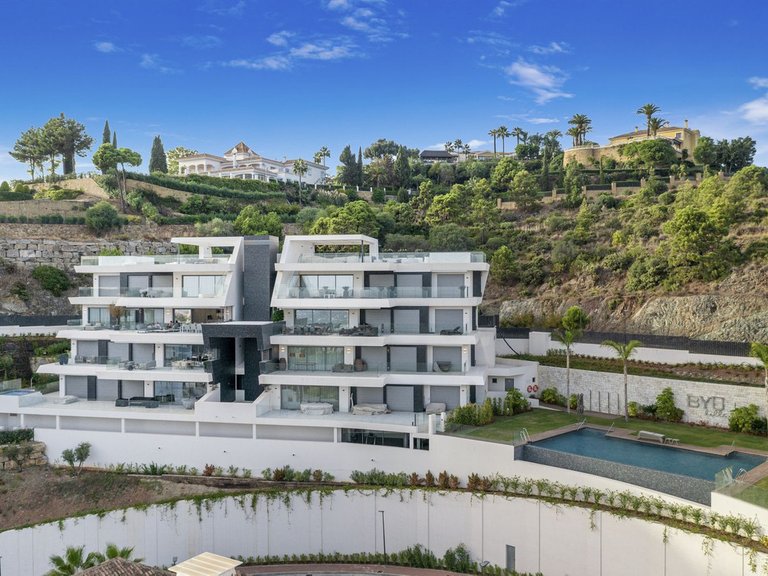 Apartment for Sale in Benahavis Malaga 1