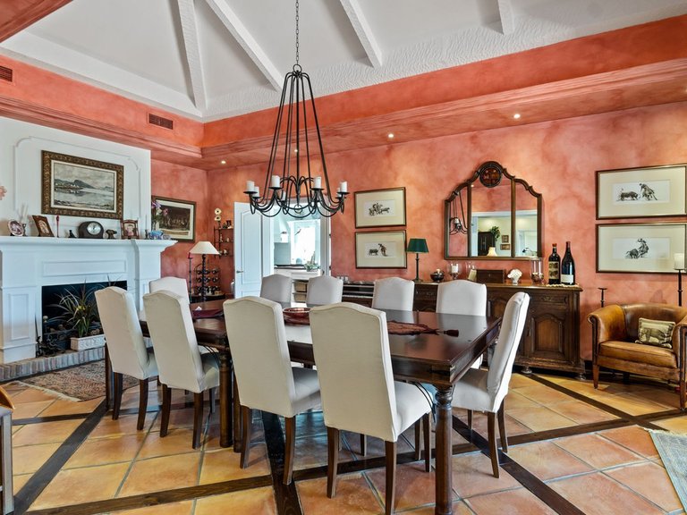 Villa for Sale in Benahavis Malaga 14