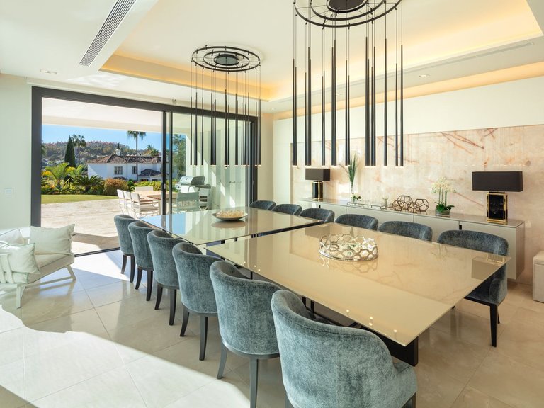 Villa for Sale in Nueva Andalucia Malaga 5