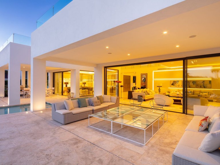 Villa for Sale in Nueva Andalucia Malaga 26