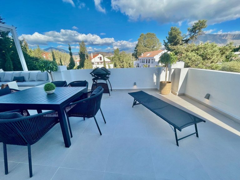 Apartment for Sale in Nueva Andalucia Malaga 25