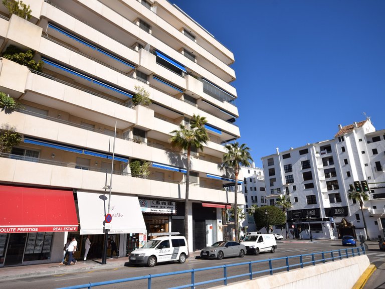 Apartment for Sale in Marbella - Puerto Banus Malaga 10