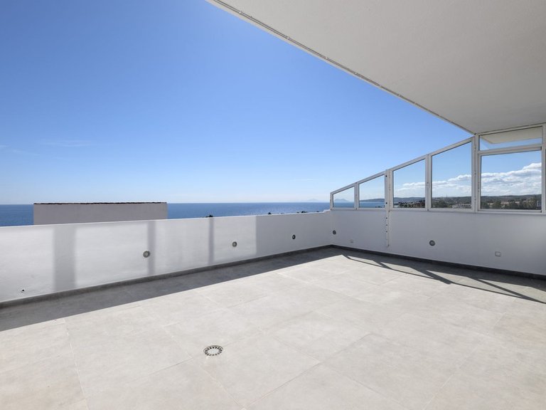 Penthouse for Sale in Estepona Malaga 7